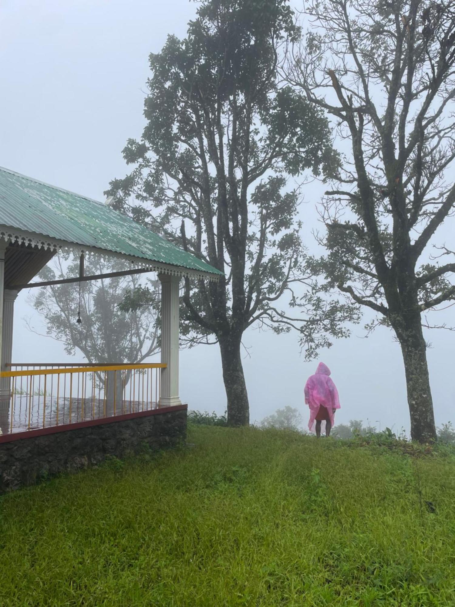 Thottom Stays Private Bungalow Munnar Exteriör bild