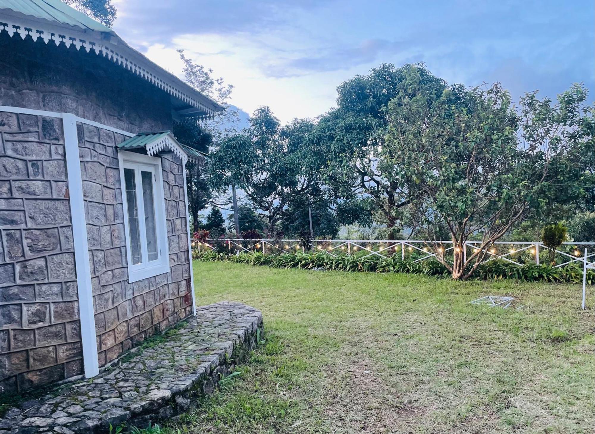 Thottom Stays Private Bungalow Munnar Exteriör bild